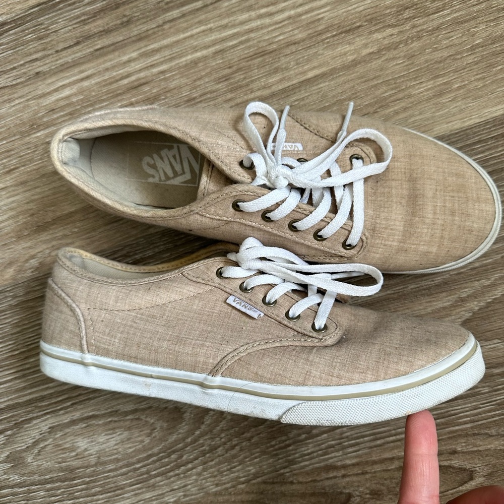 Vans woman's 7